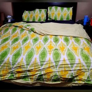 King Size Duvet and Pillow Shams